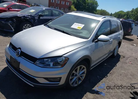 2017 Volkswagen Golf Alltrack Tsi S/Tsi Se/Tsi Sel z USA, uszkodzony, nr VIN 3VWH17AU4HM529693